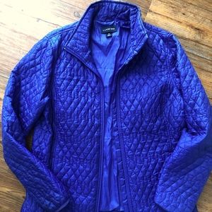 Lands End quilted jacket. Great for travel because it’s lightweight